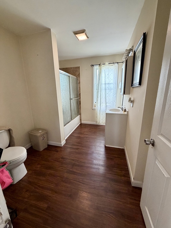 101 Linden St