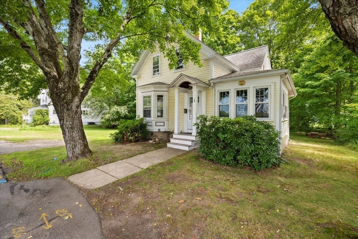 1 Clinton Street