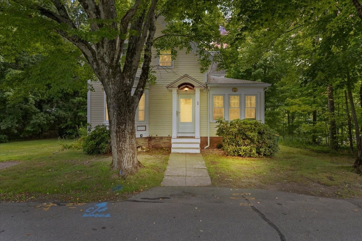 1 Clinton Street