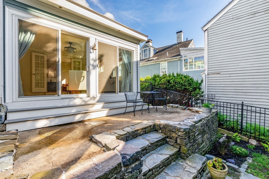 138 State St # 1