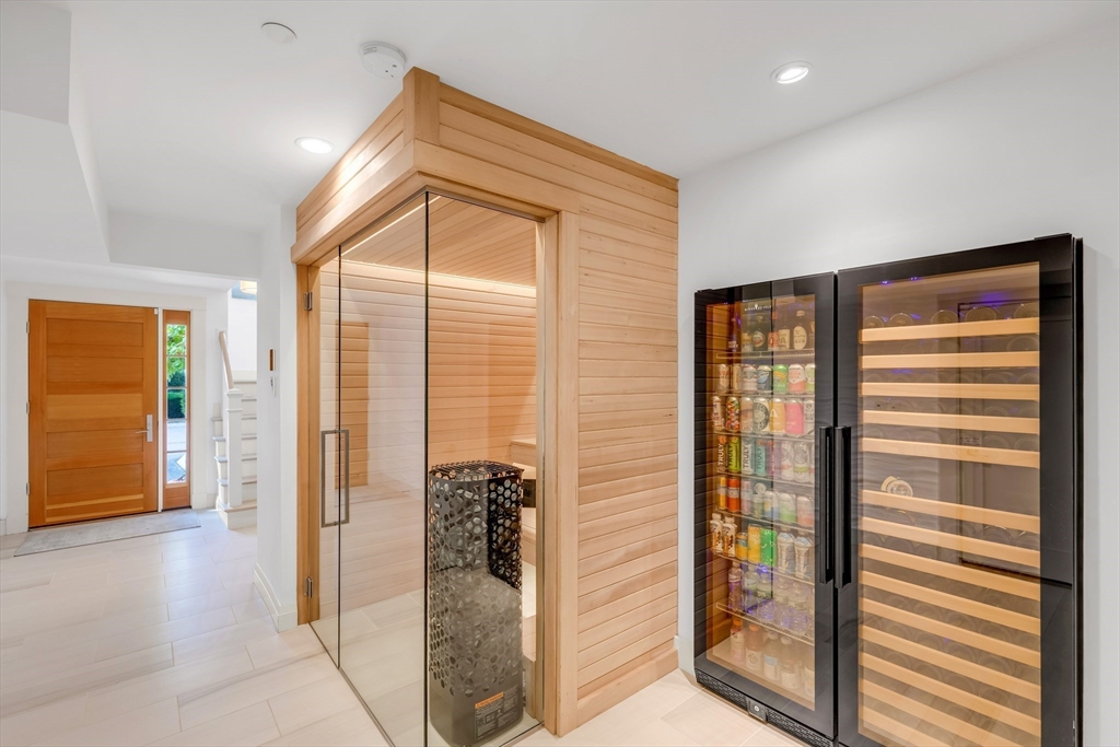 266 Merrimac St Unit B