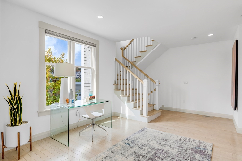 266 Merrimac St Unit B