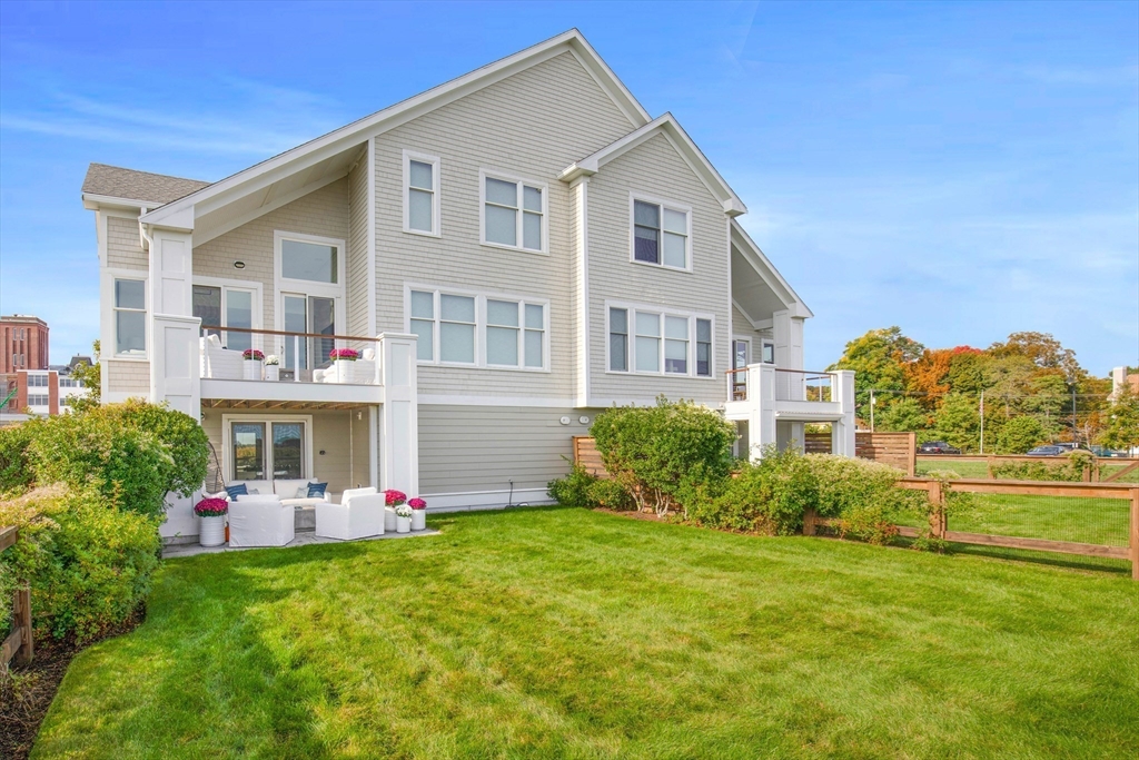 266 Merrimac St Unit B