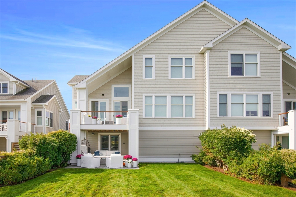 266 Merrimac St Unit B