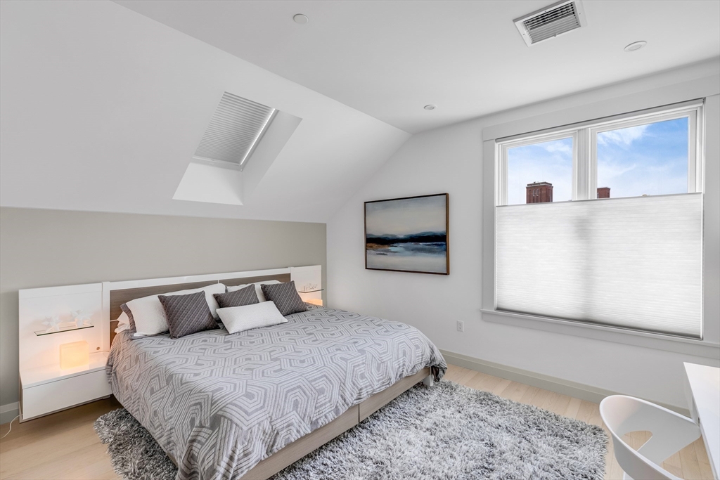 266 Merrimac St Unit B