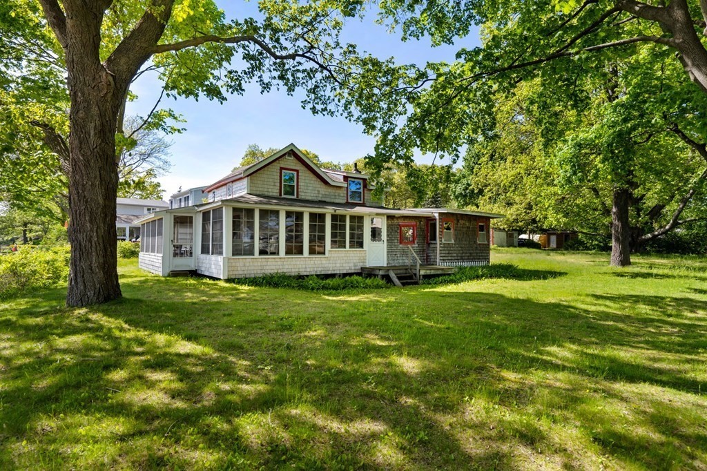 54 Cottage Rd