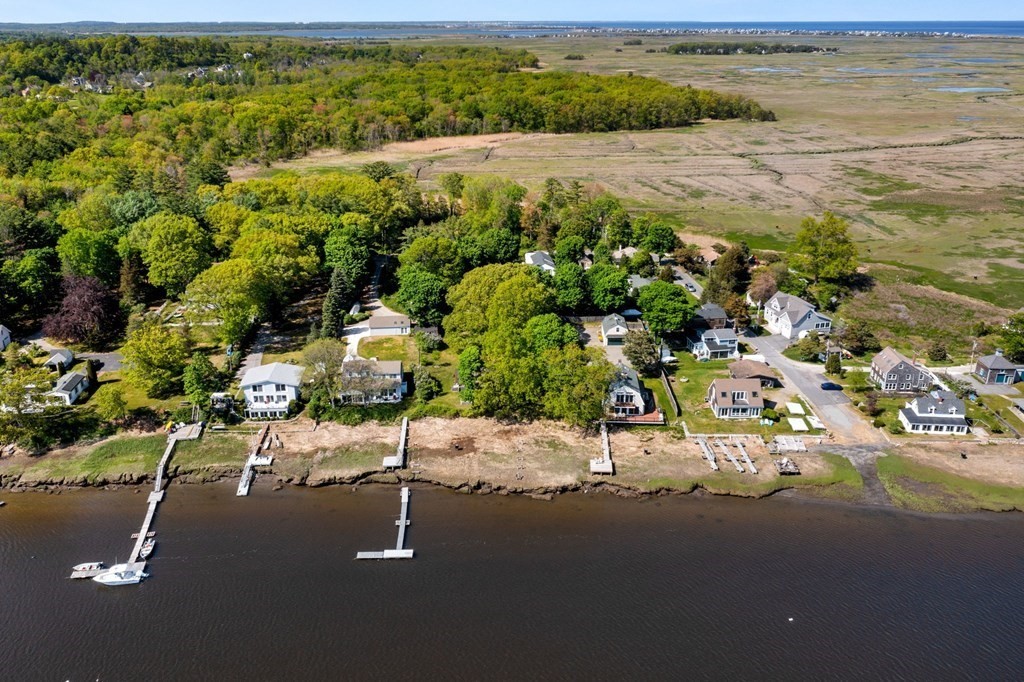54 Cottage Rd
