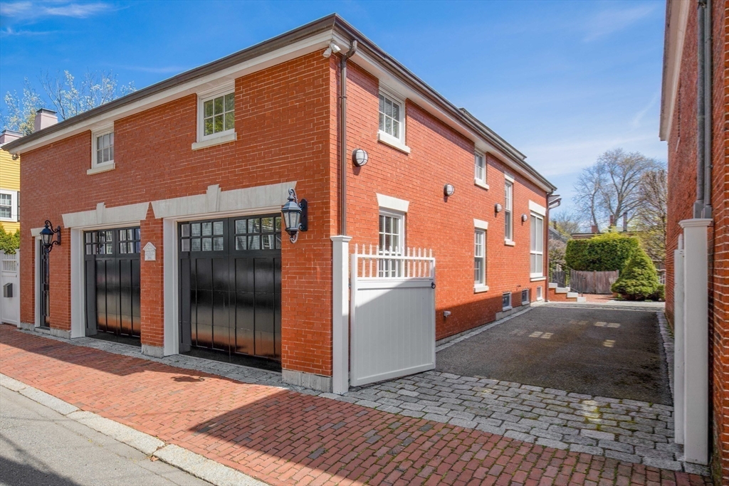 26 Winter St