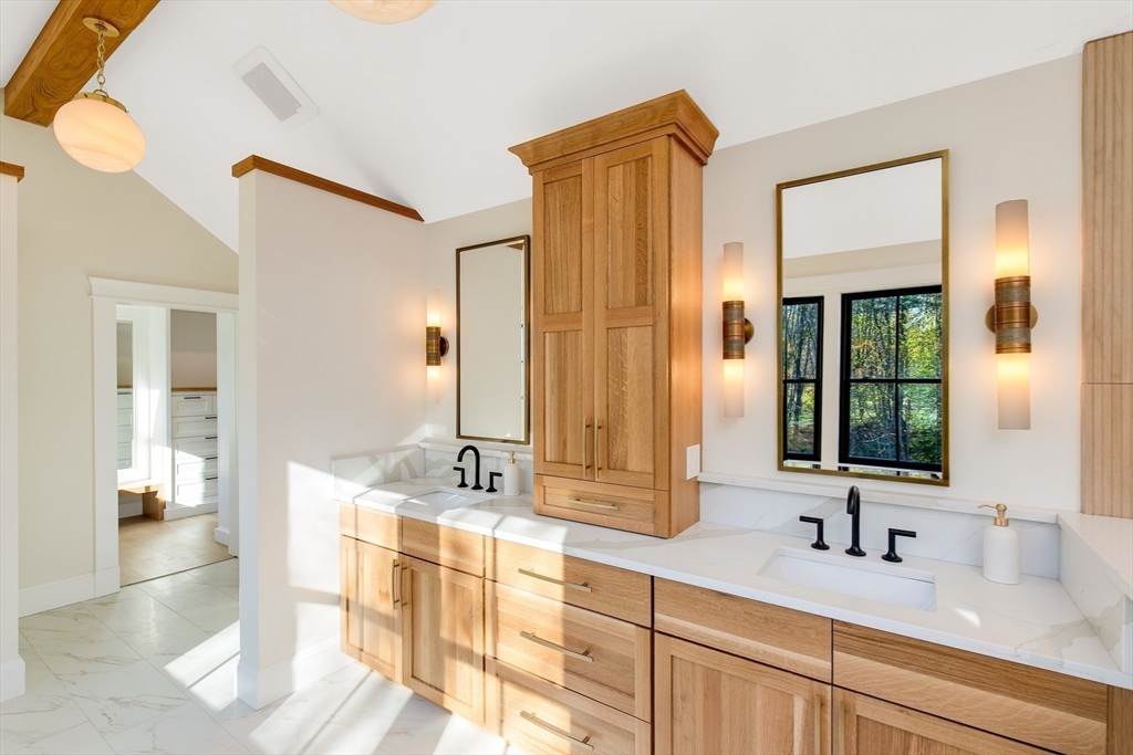 12 Roosevelt Pl - Open House: This Sat: 11-1PM / Sun: 2-4PM