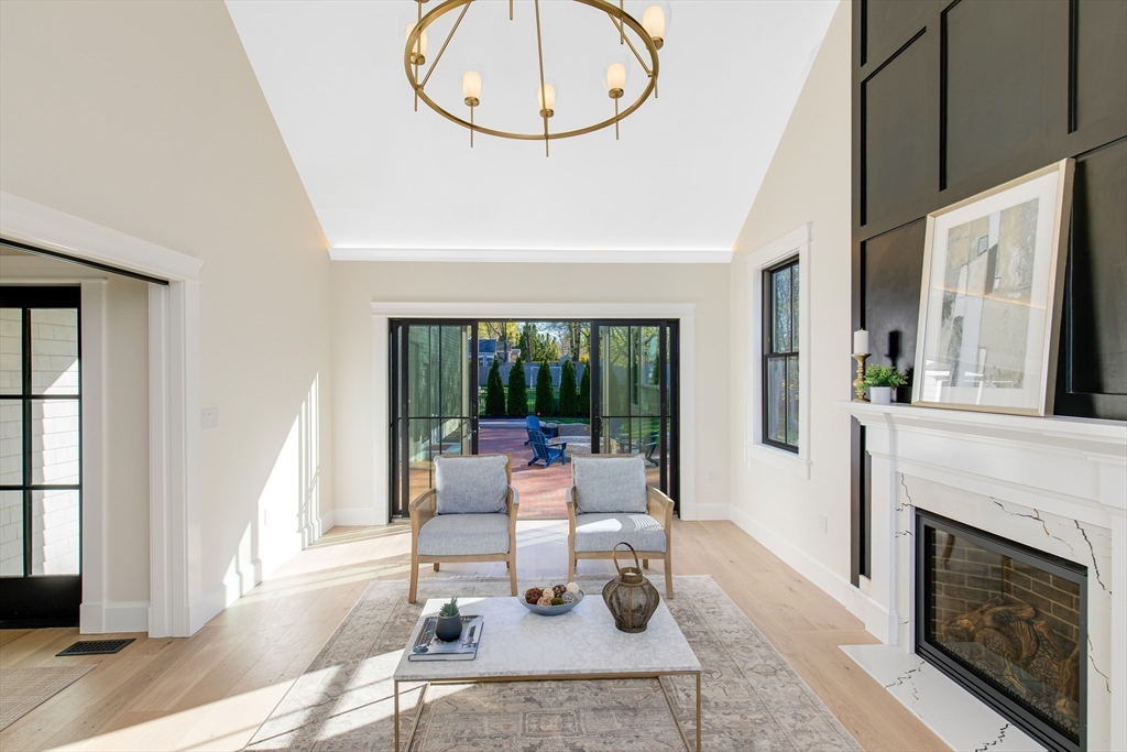 12 Roosevelt Pl - Open House: This Sat: 11-1PM / Sun: 2-4PM