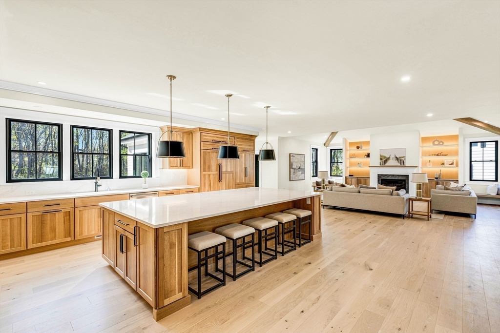 12 Roosevelt Pl - Open House: This Sat: 11-1PM / Sun: 2-4PM