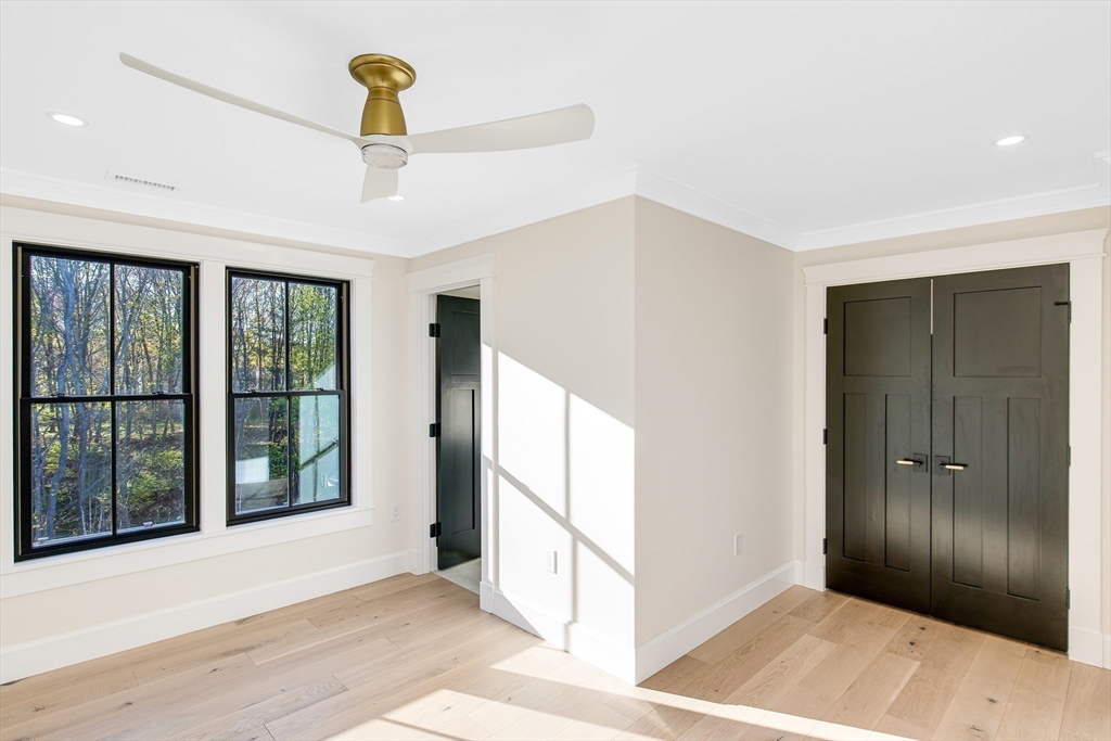 12 Roosevelt Pl - Open House: This Sat: 11-1PM / Sun: 2-4PM