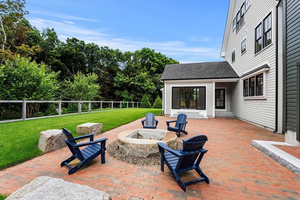 12 Roosevelt Pl - Open House: This Sat: 11-1PM / Sun: 2-4PM