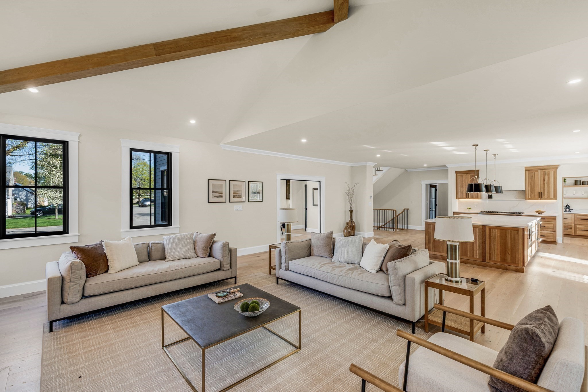 12 Roosevelt Pl