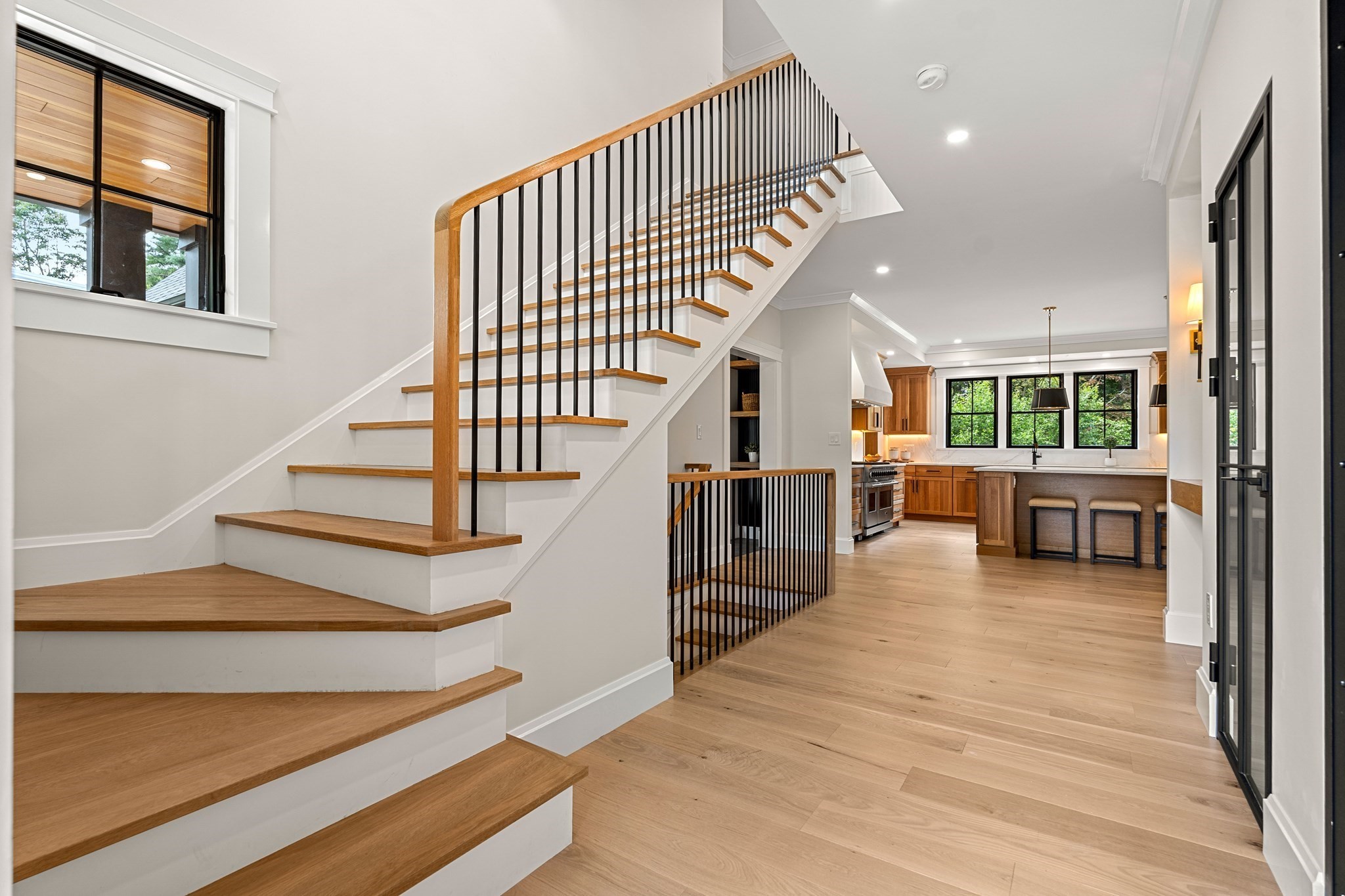 12 Roosevelt Pl