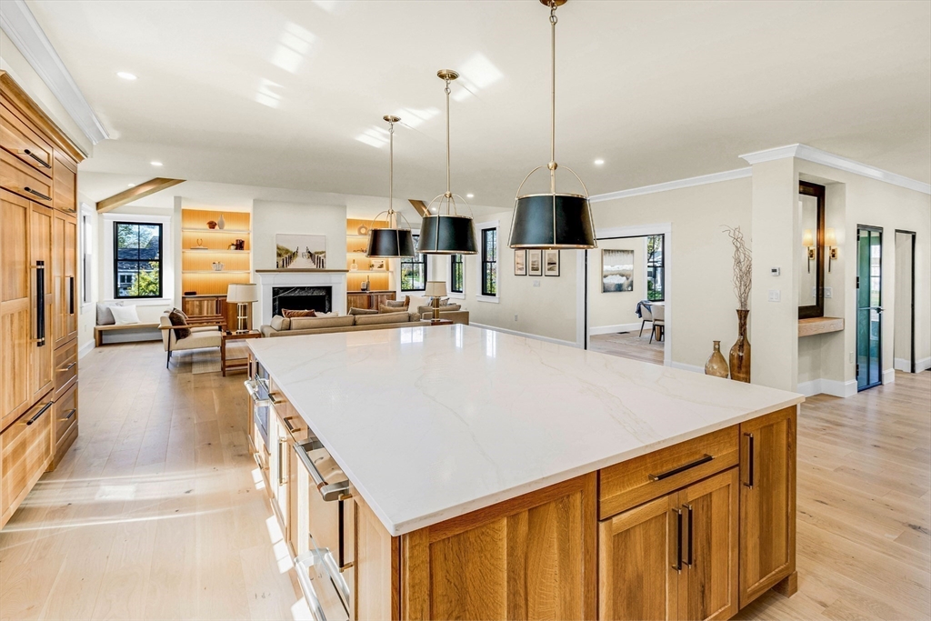 12 Roosevelt Pl - Open House: This Sat: 11-1PM / Sun: 2-4PM