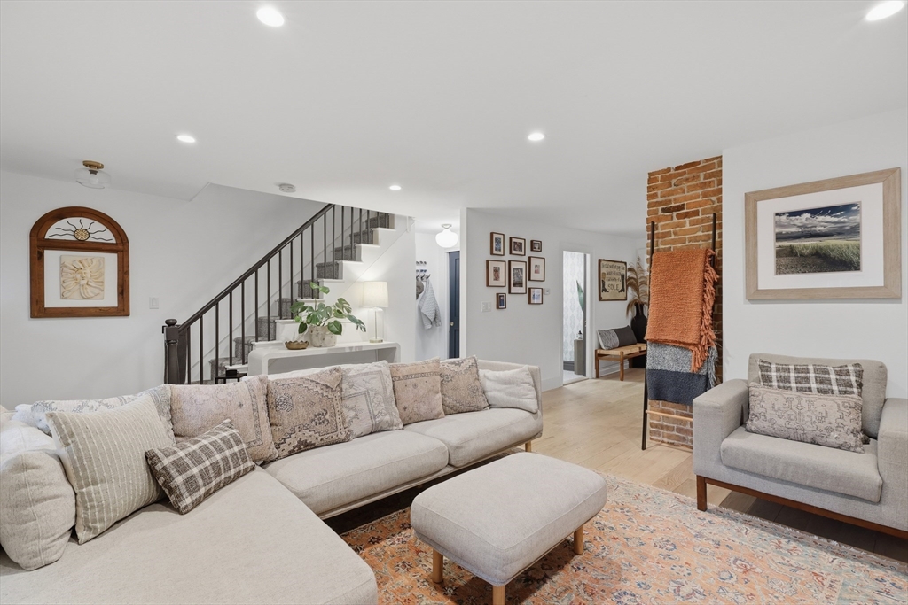 31 Olive Street # 31