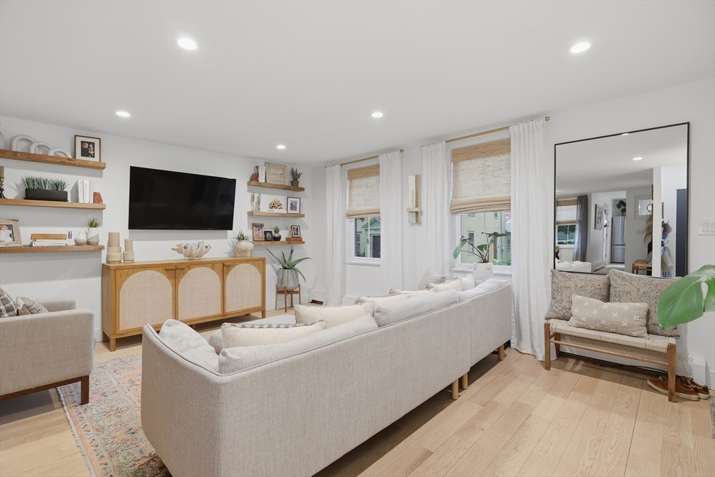 31 Olive Street # 31
