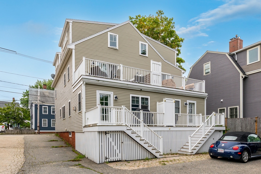 125 Water St # 125