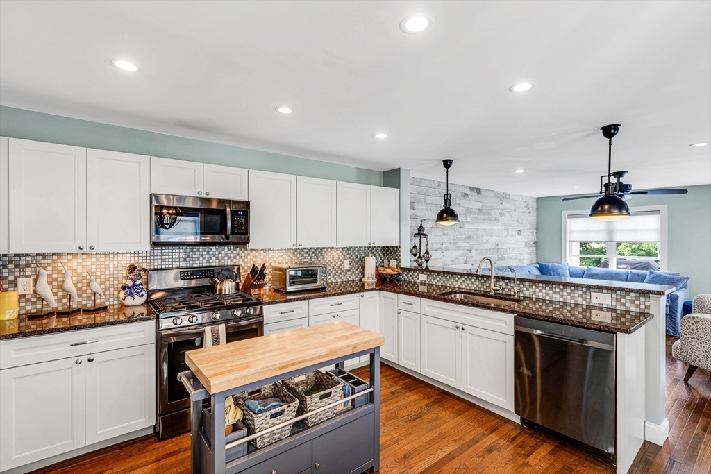125 Water St # 125