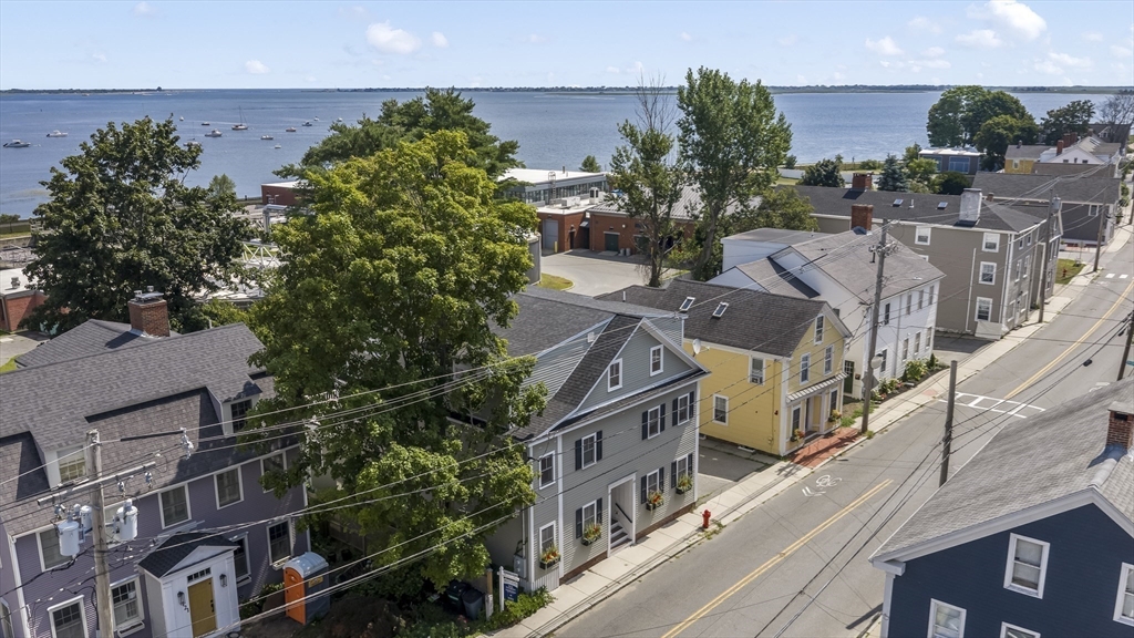 123-125 Water St # 123