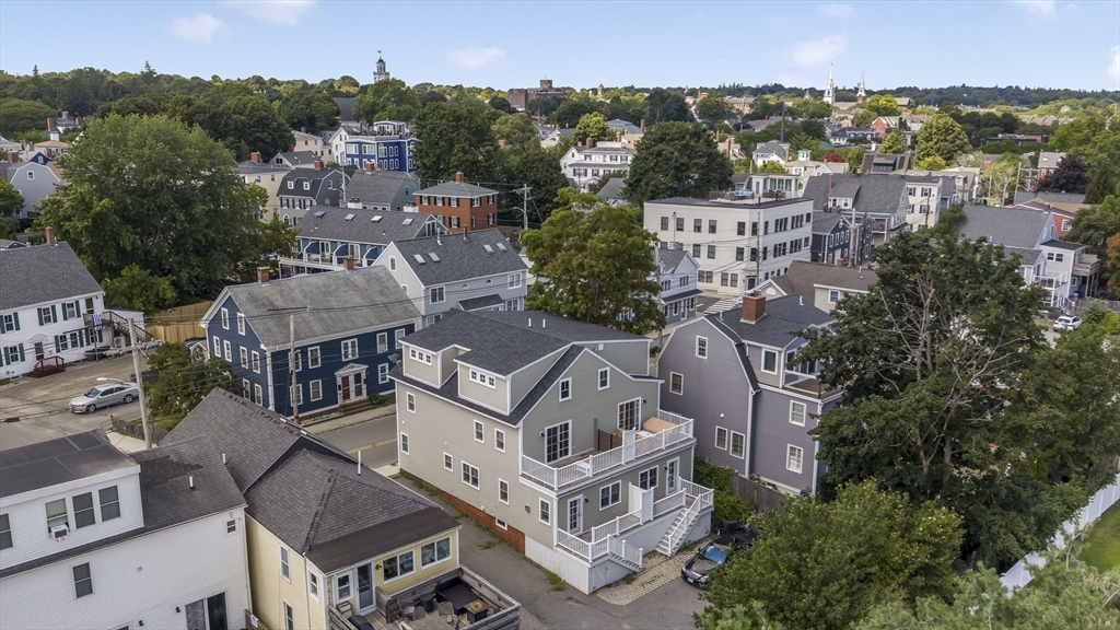 123-125 Water St # 123
