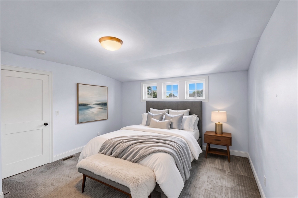 123-125 Water St # 123