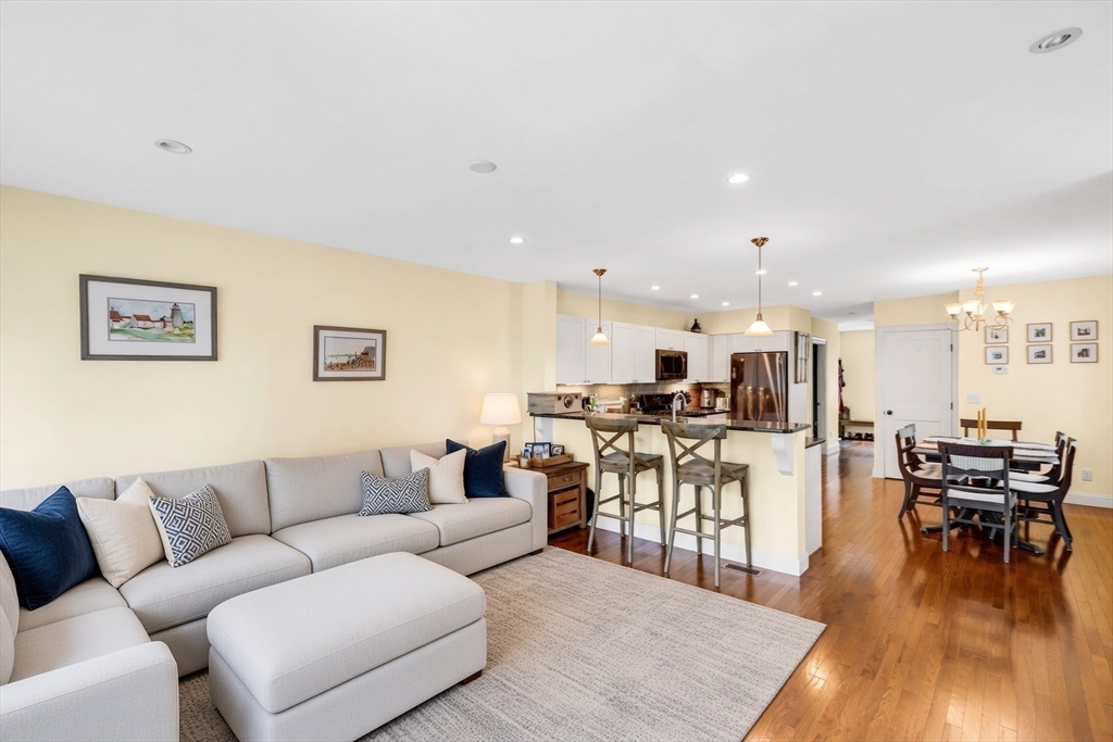 123-125 Water St # 123