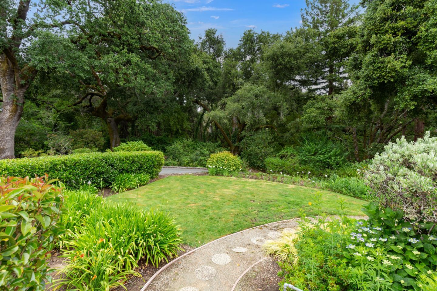 259 Kings Mountain RD