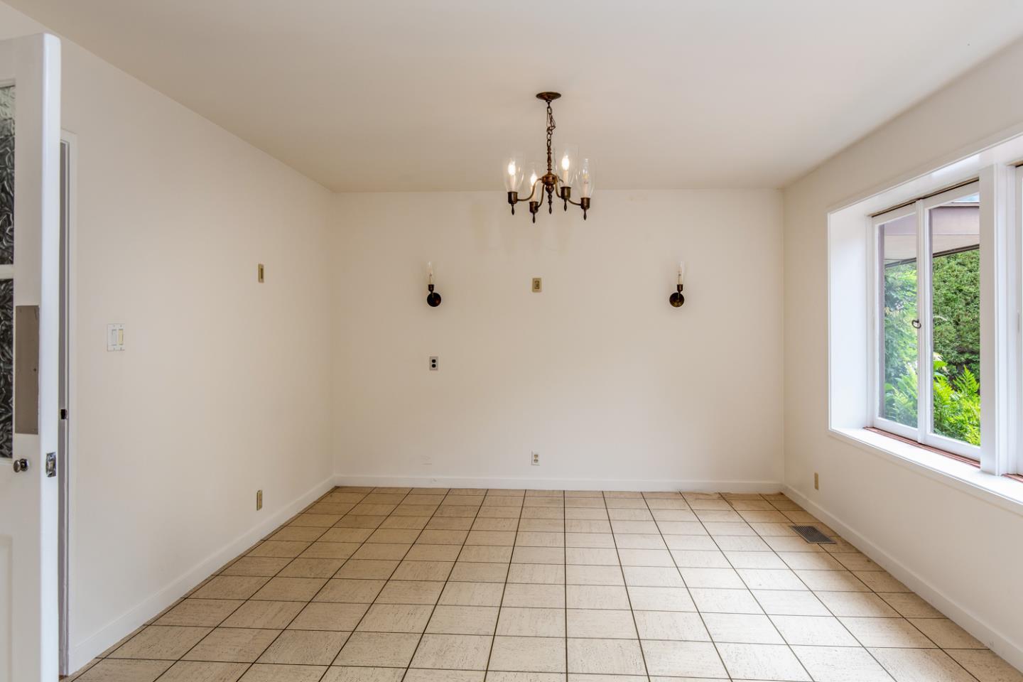 259 Kings Mountain RD