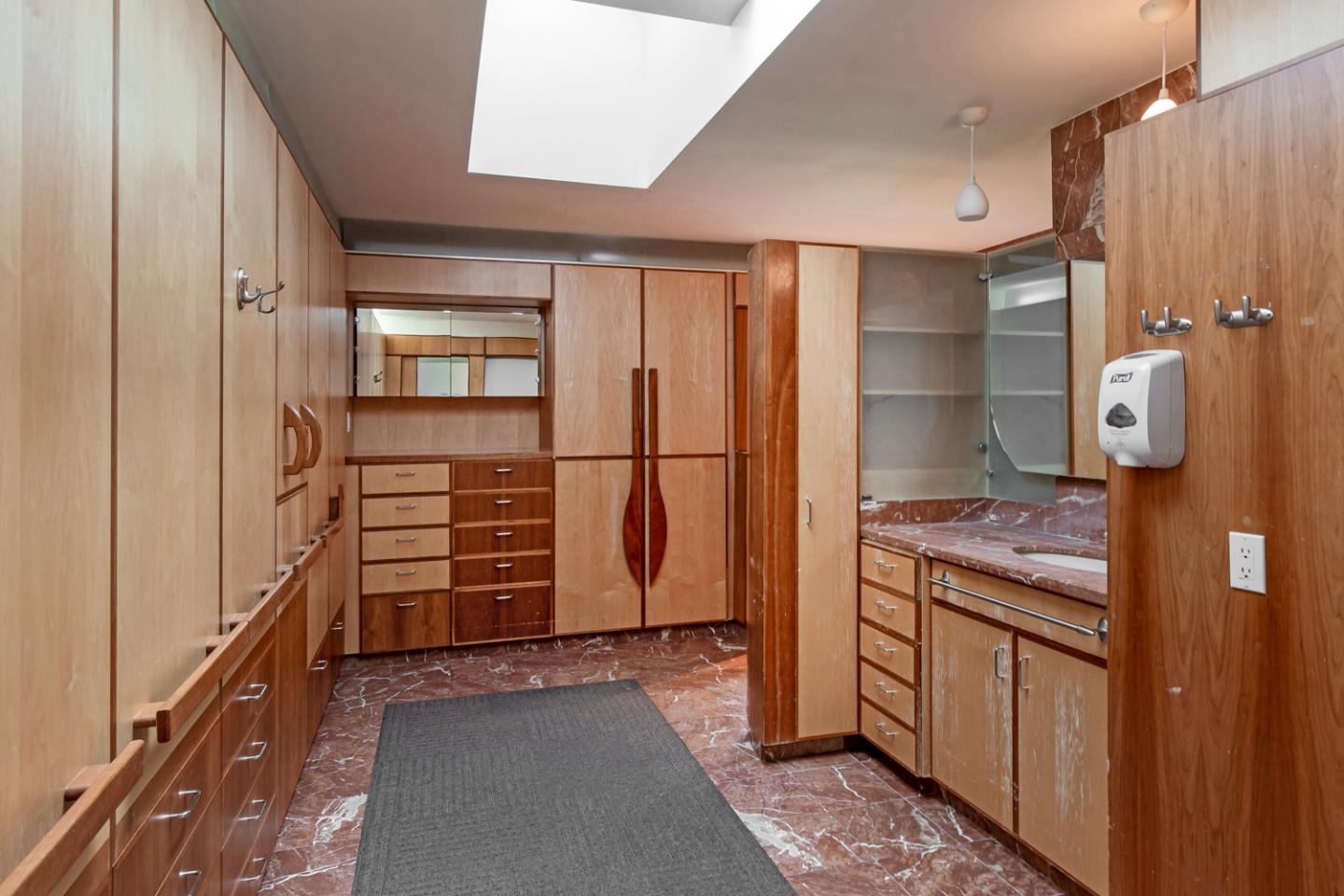 259 Kings Mountain RD