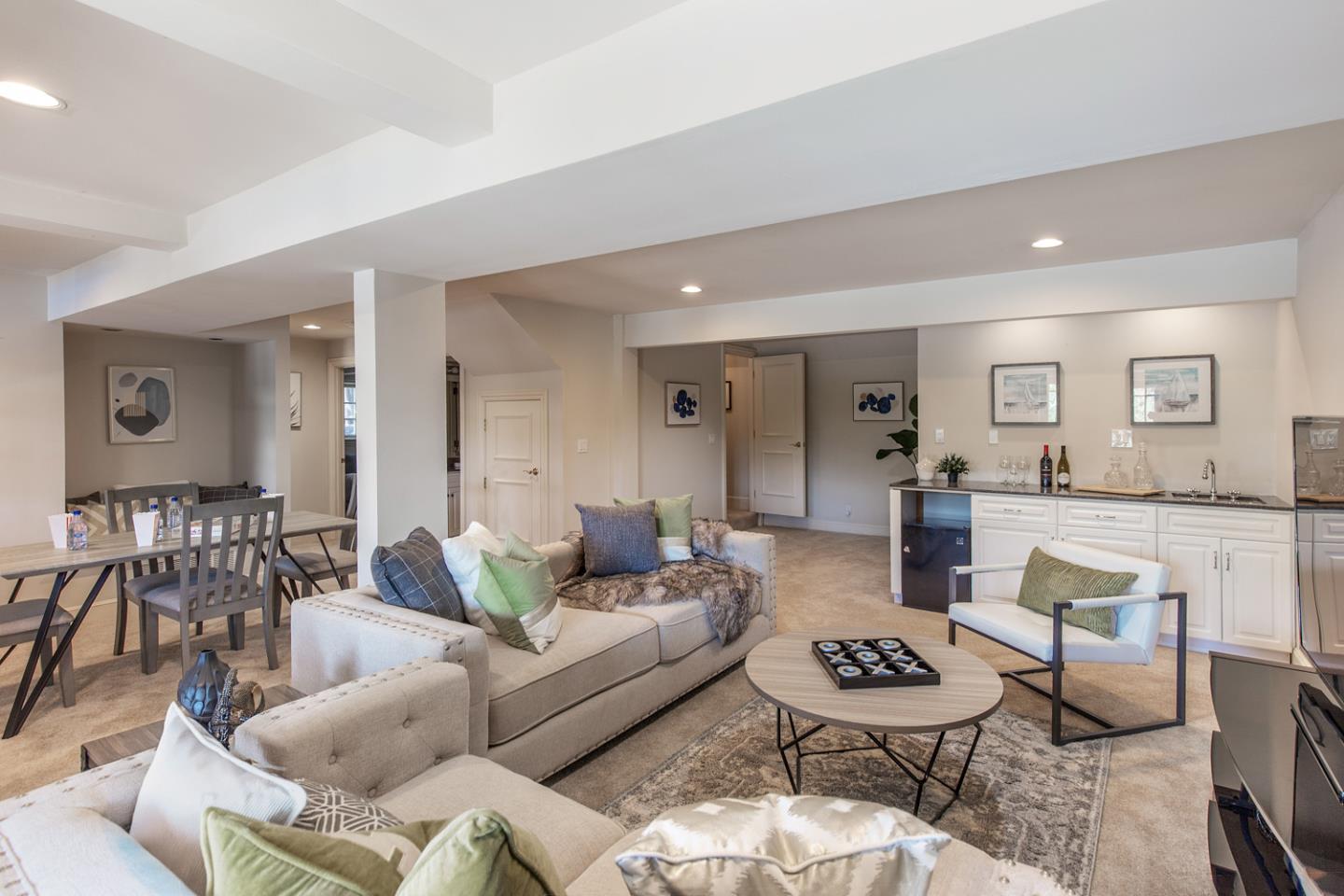 129 Hillside Drive