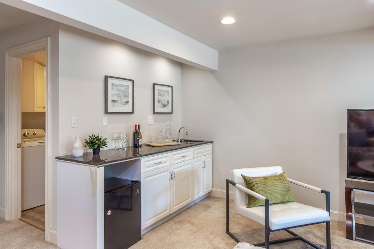 129 Hillside Drive