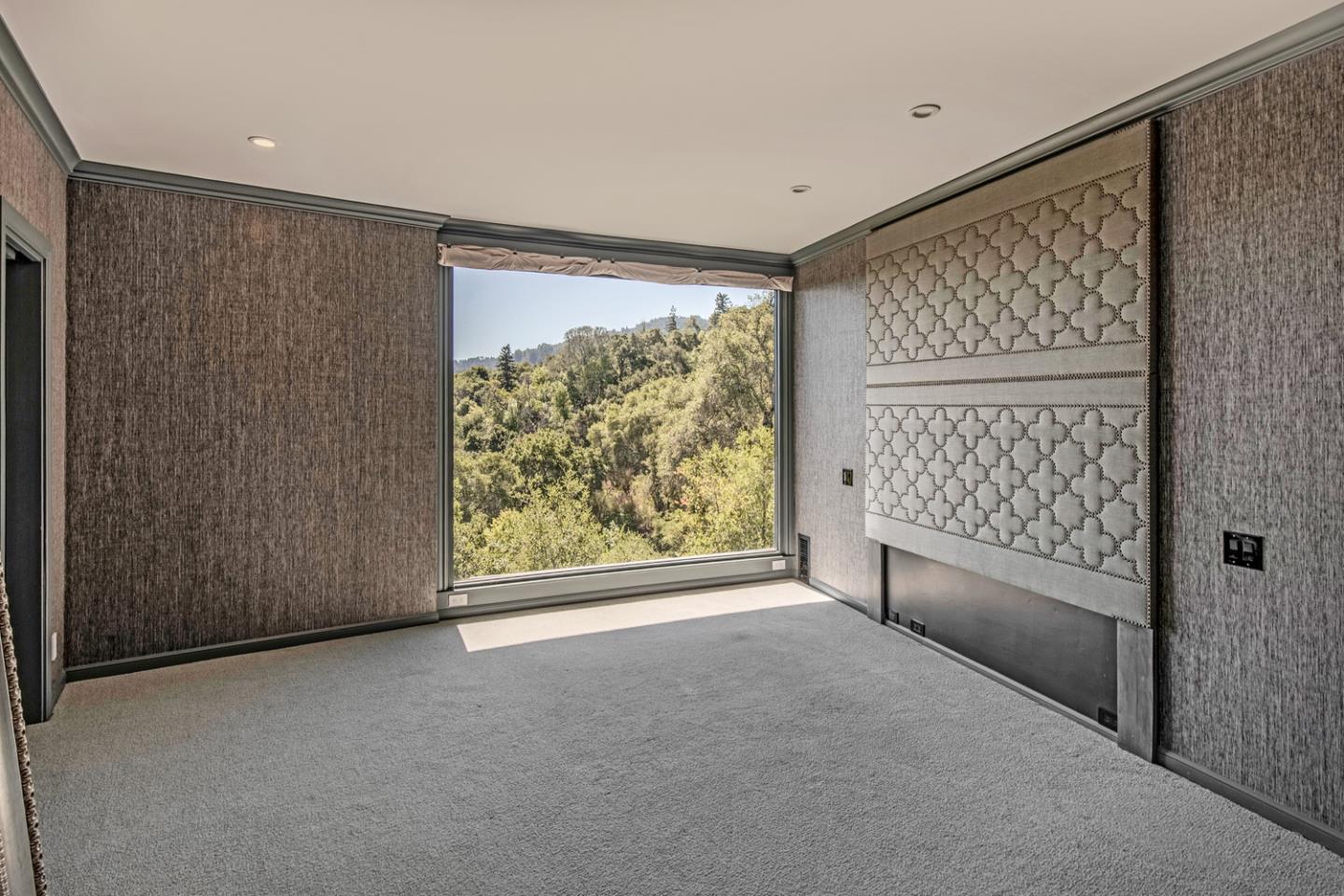 835 La Honda Road