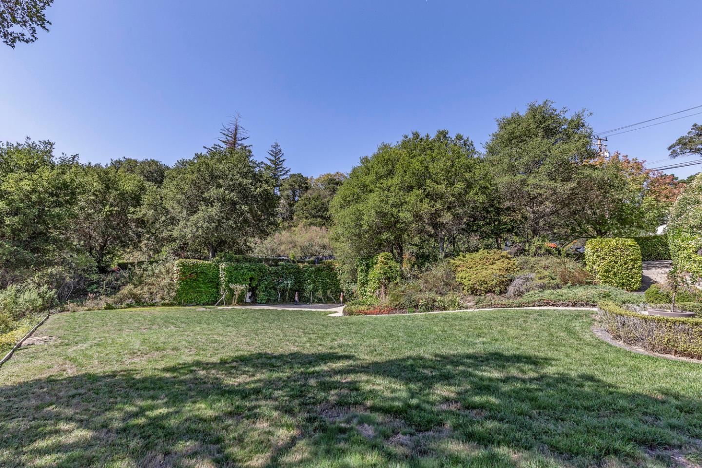 835 La Honda Road