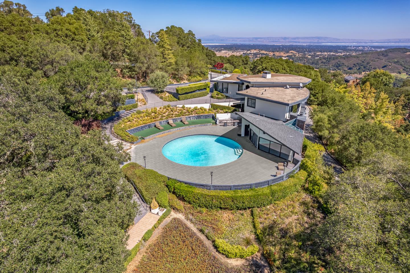 835 La Honda Road
