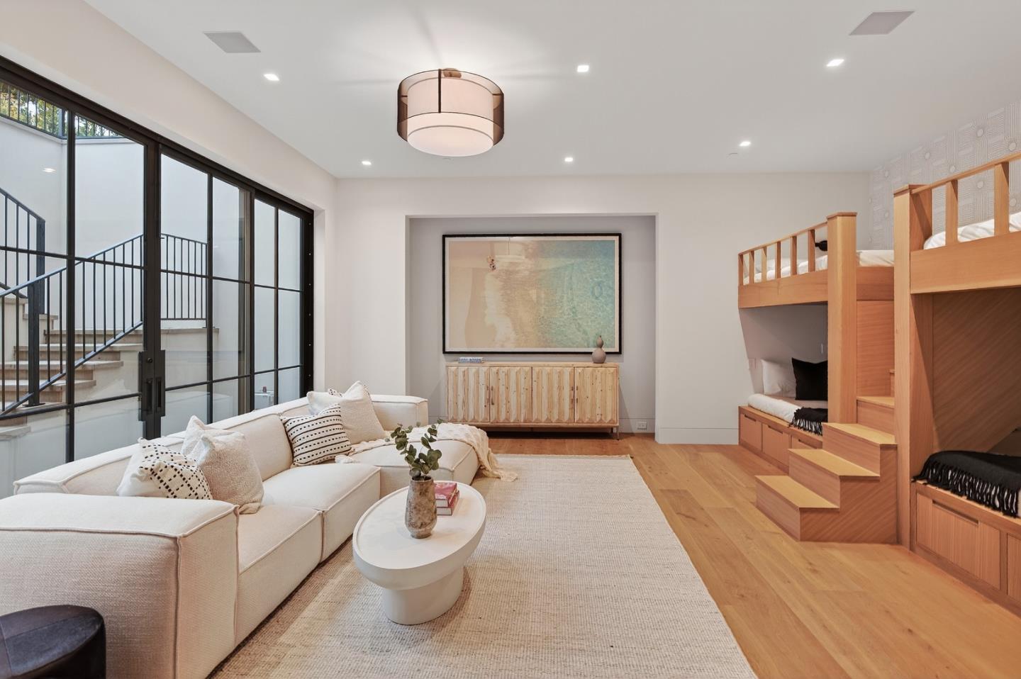 6 Cedar Lane