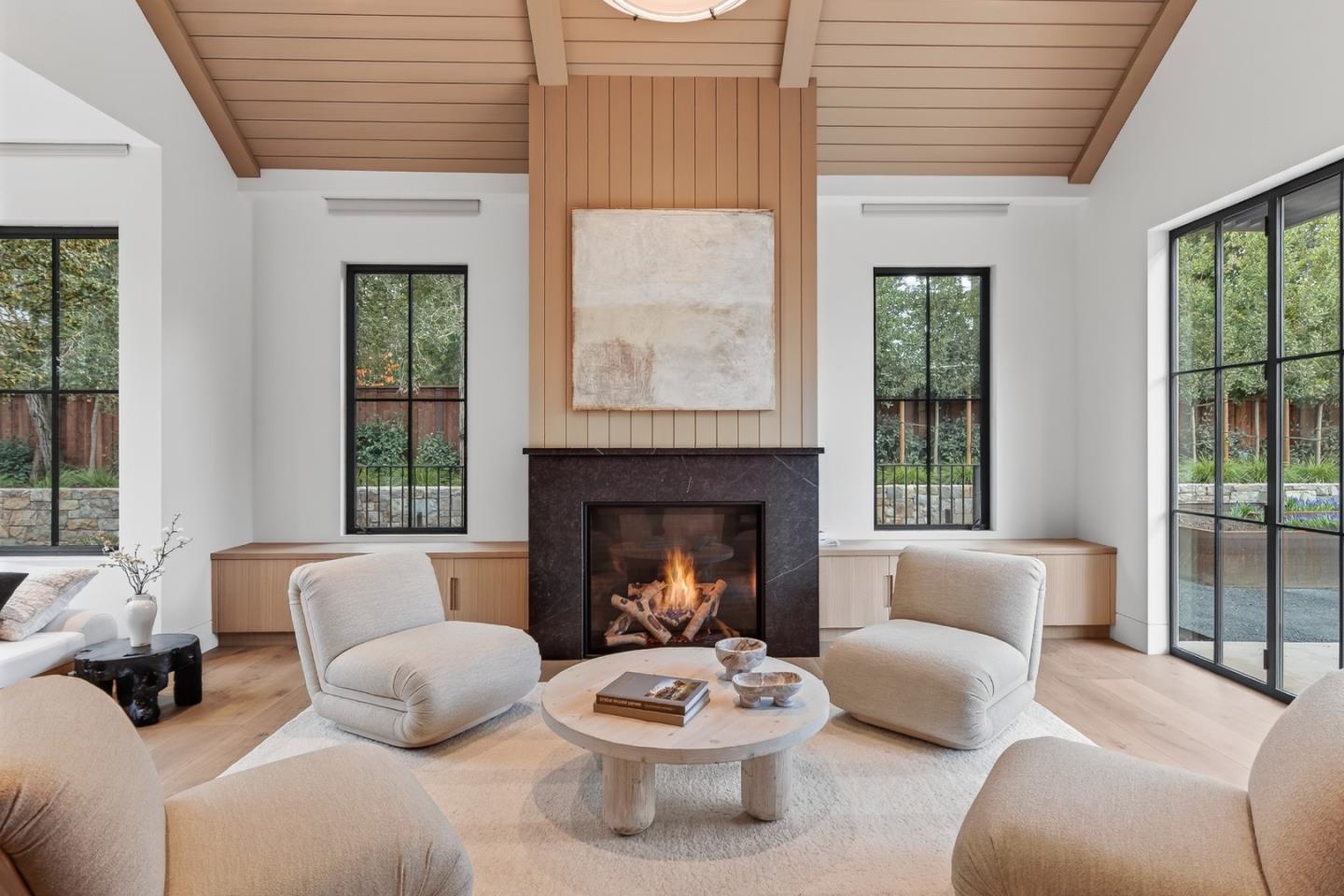 6 Cedar Lane