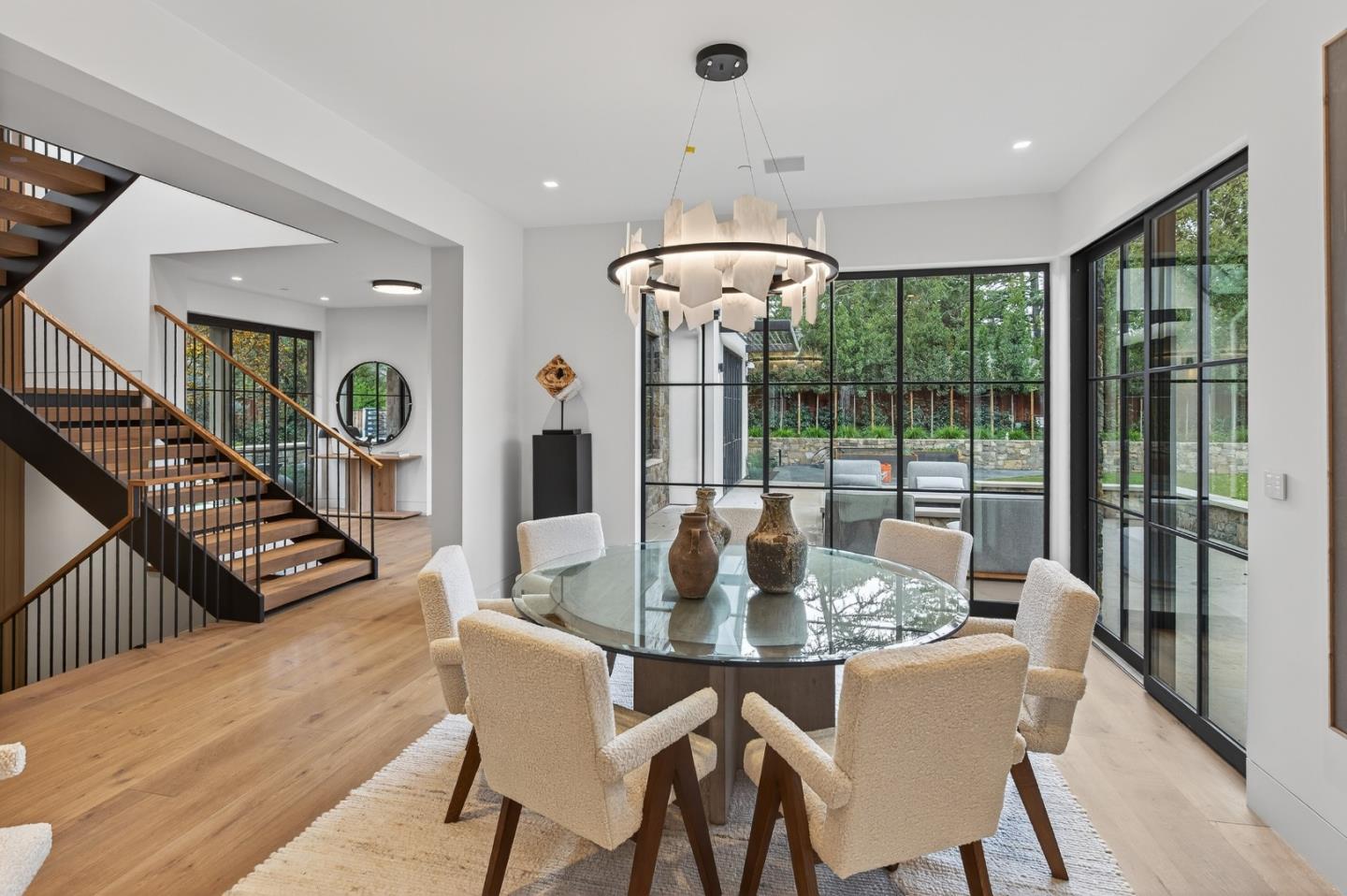 6 Cedar Lane