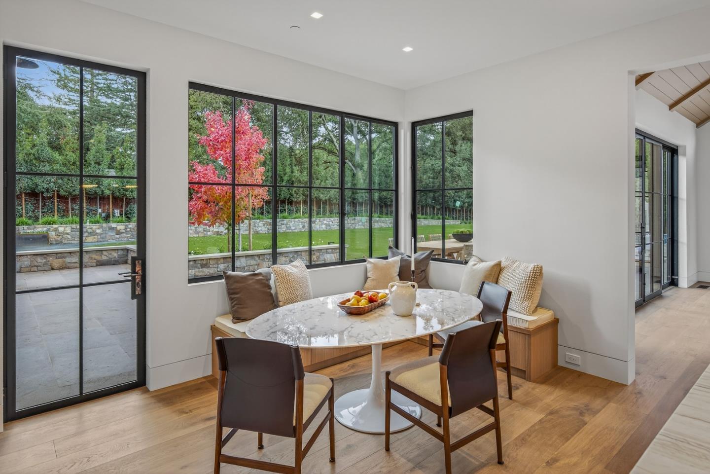 6 Cedar Lane