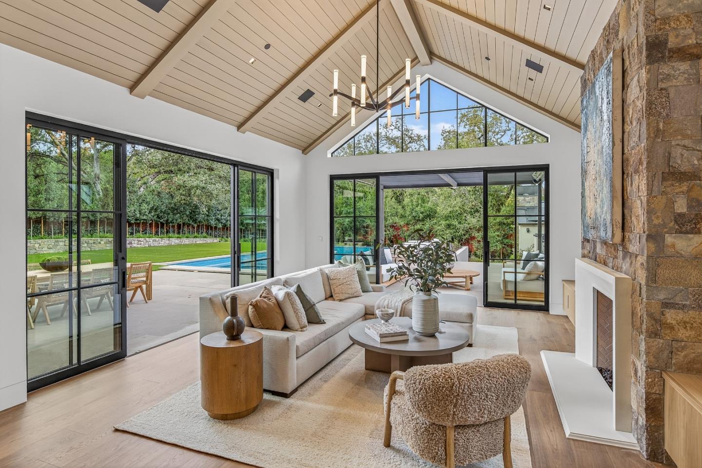 6 Cedar Lane