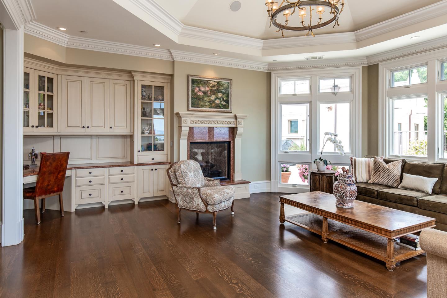 490 Las Pulgas Drive