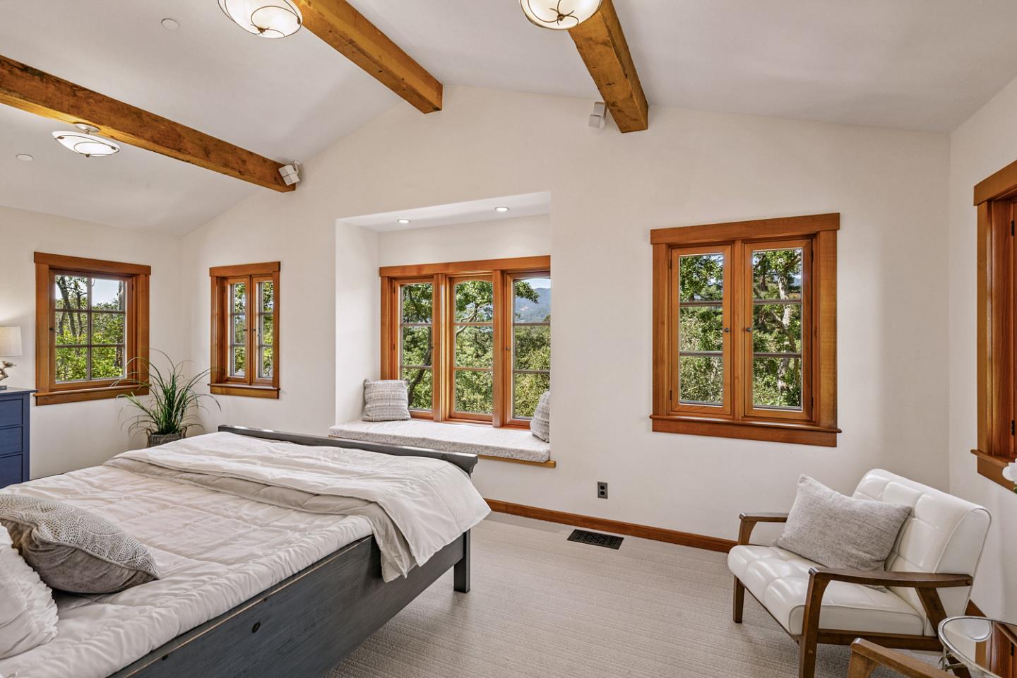 144 Alta Mesa RD