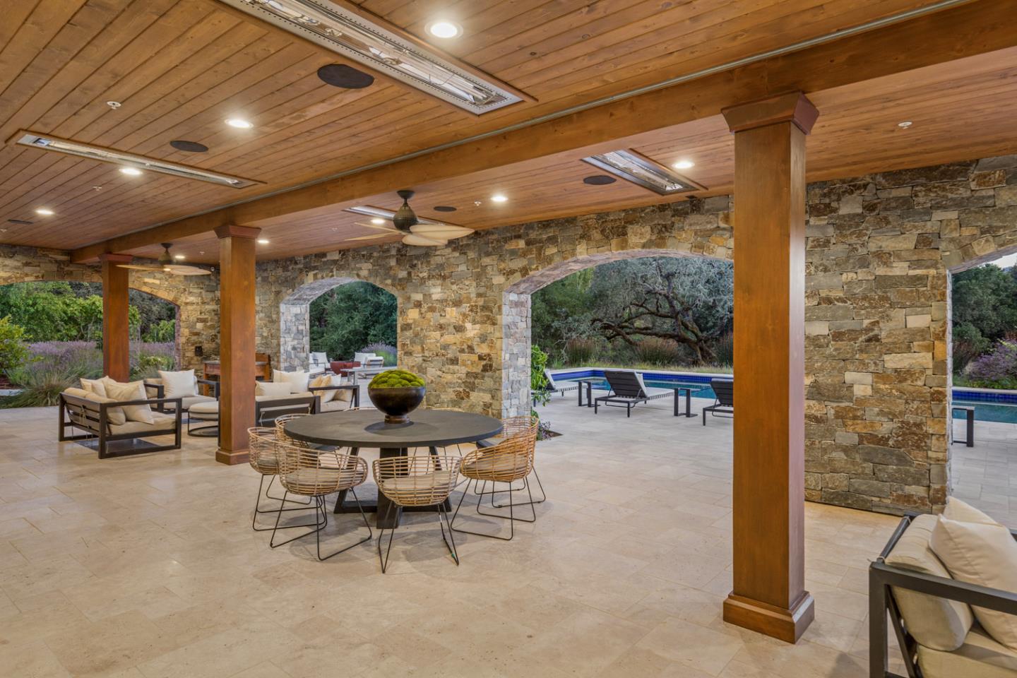 479 Westridge DR