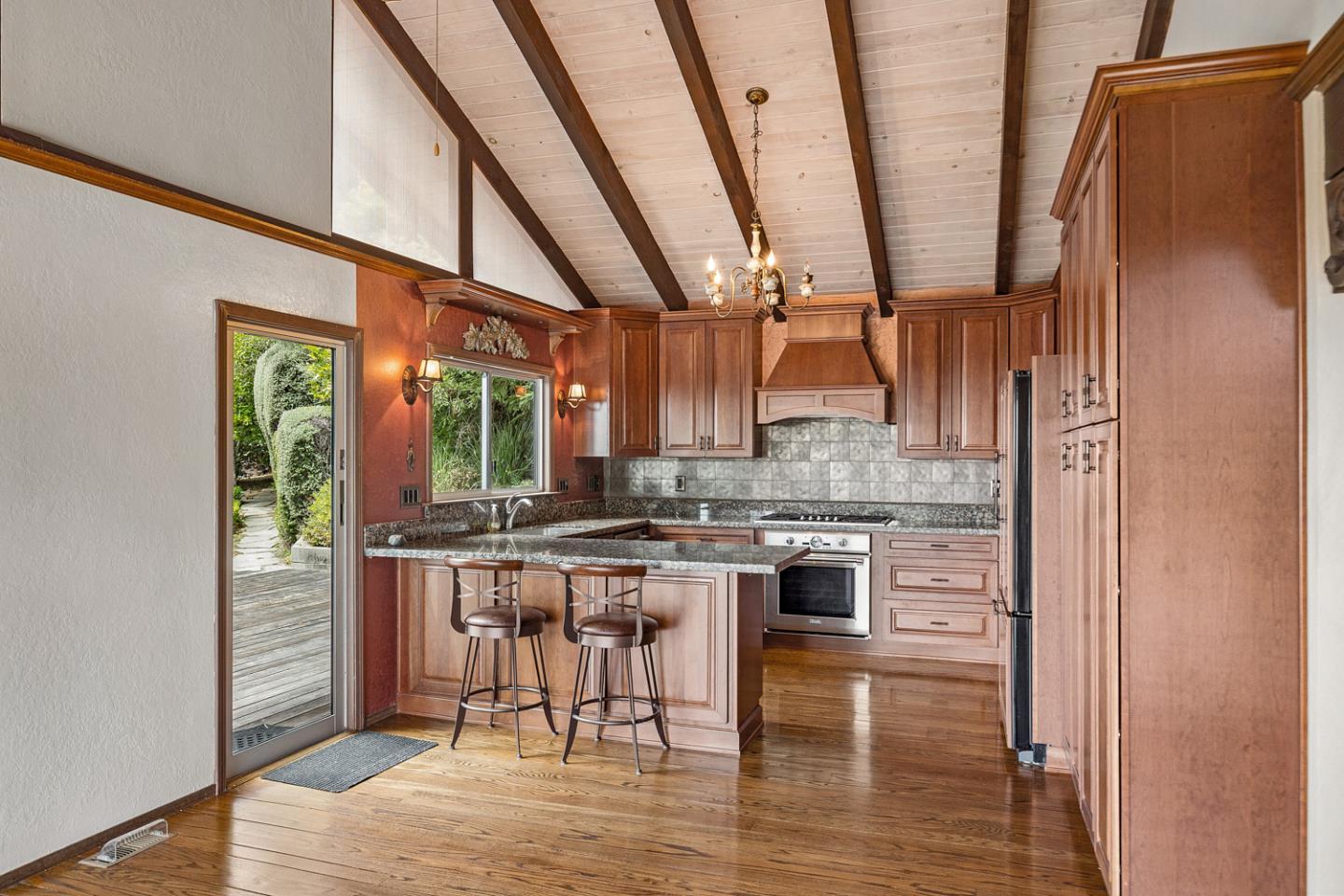 115 Forest View RD