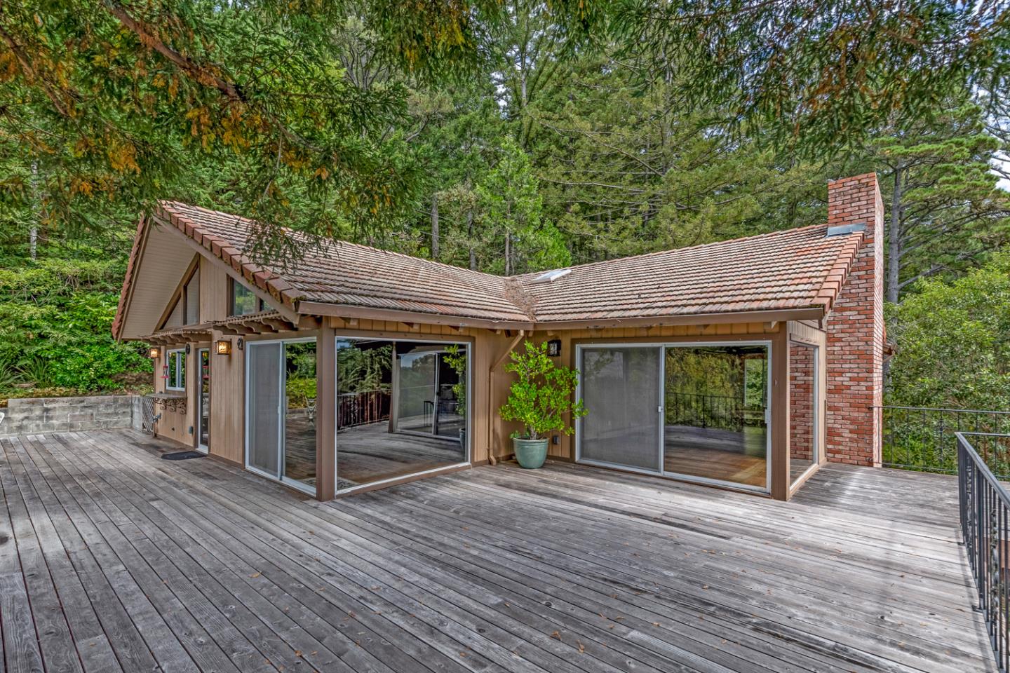 115 Forest View RD