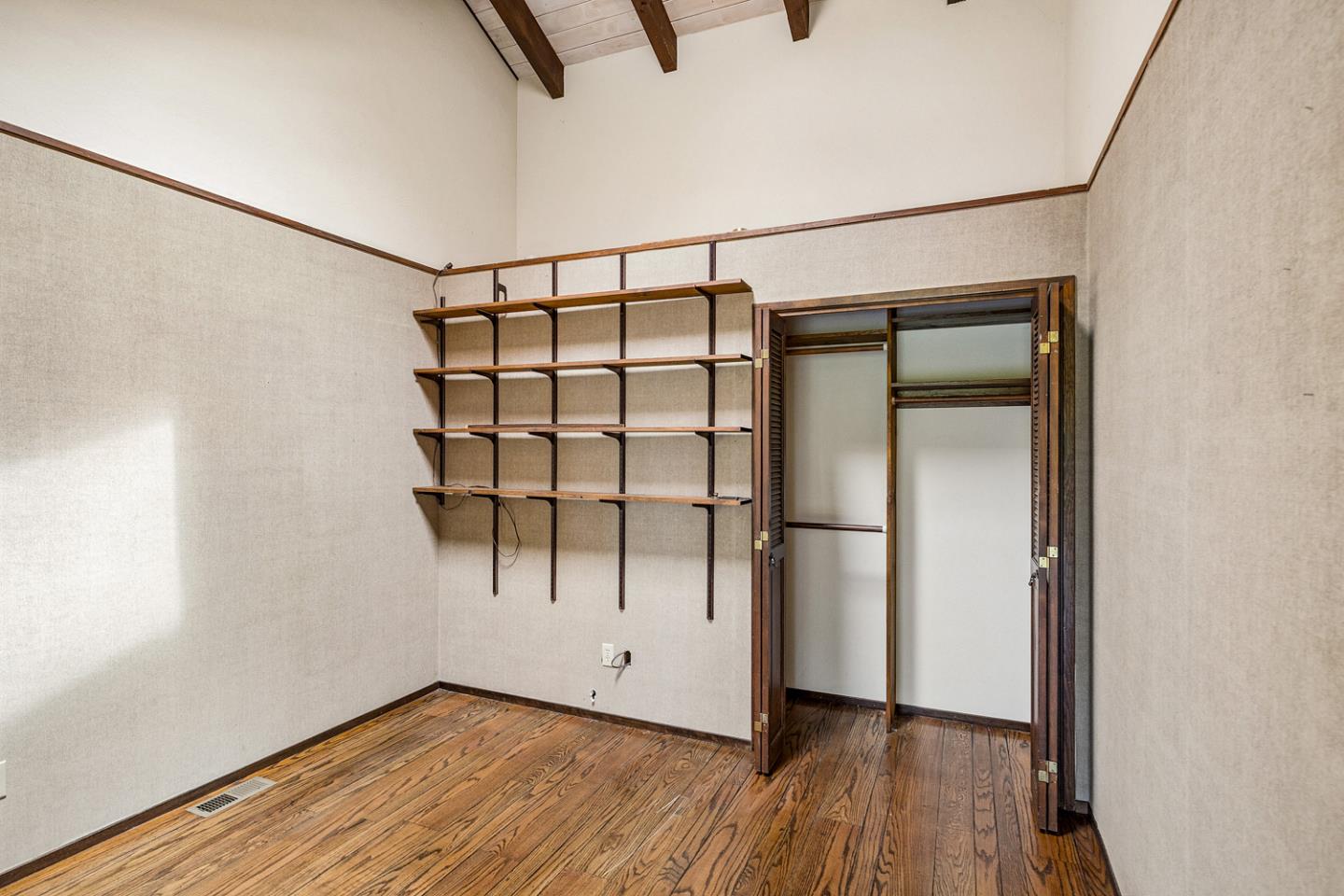 115 Forest View RD