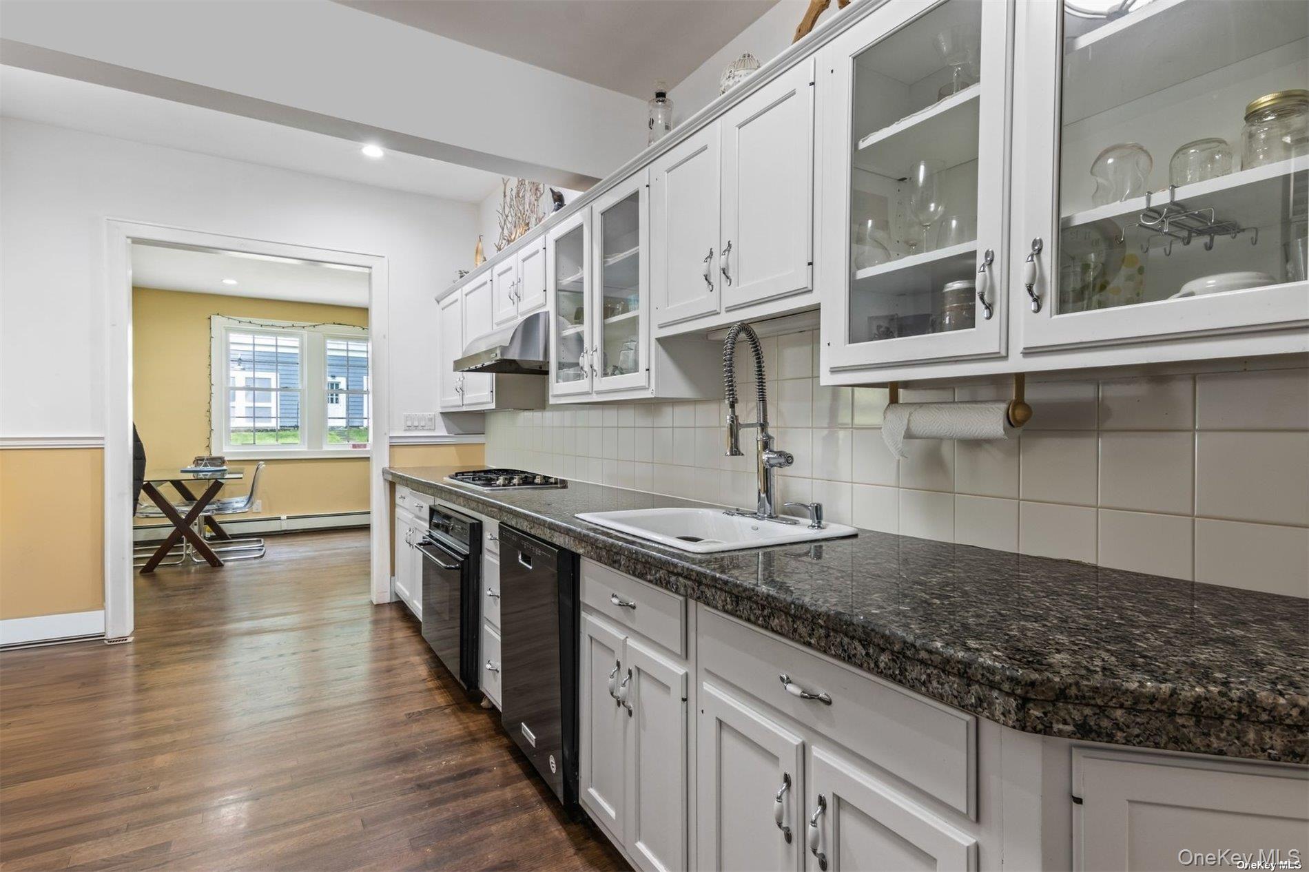 245 Main Street Unit: 1