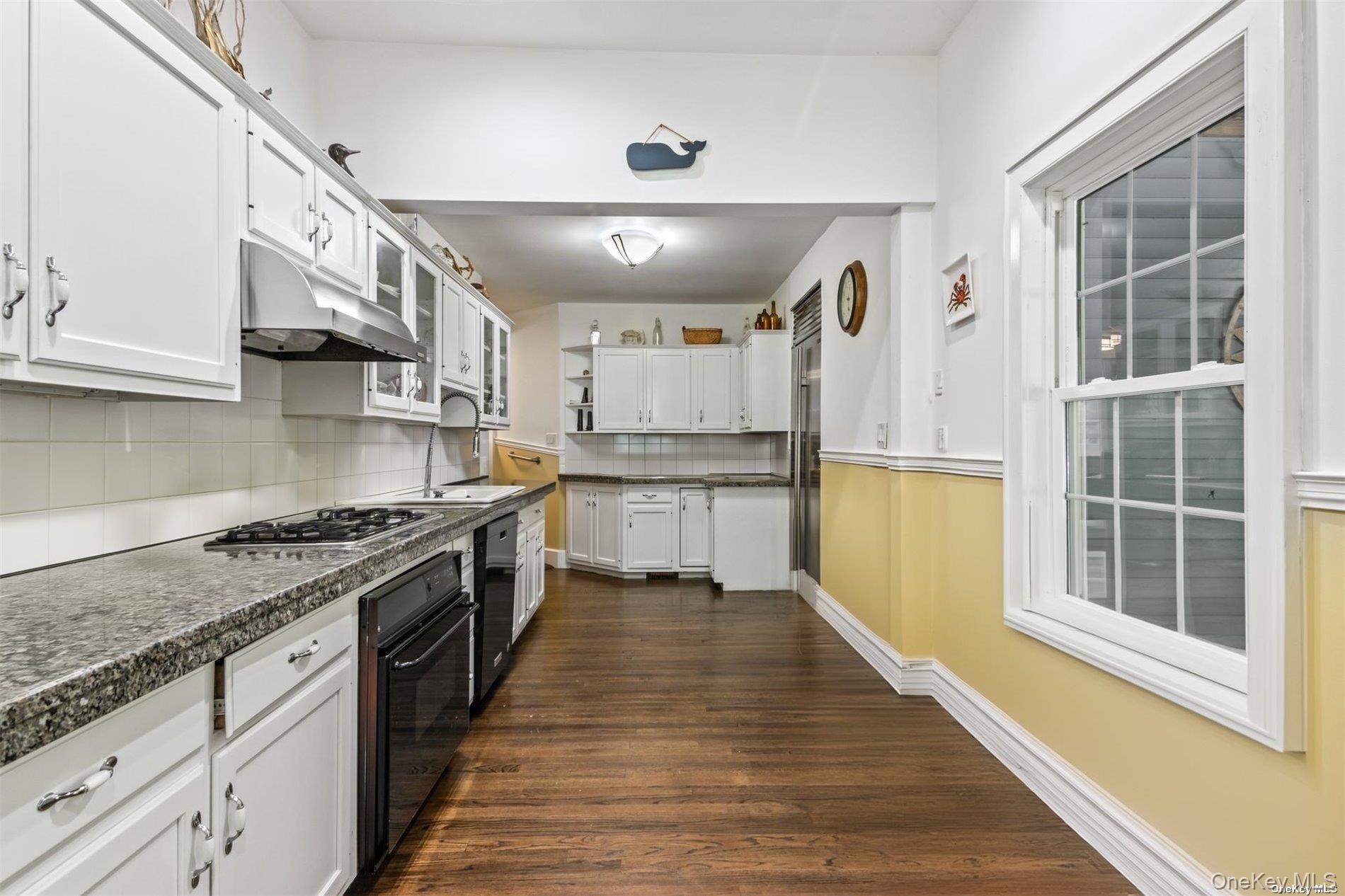 245 Main Street Unit: 1