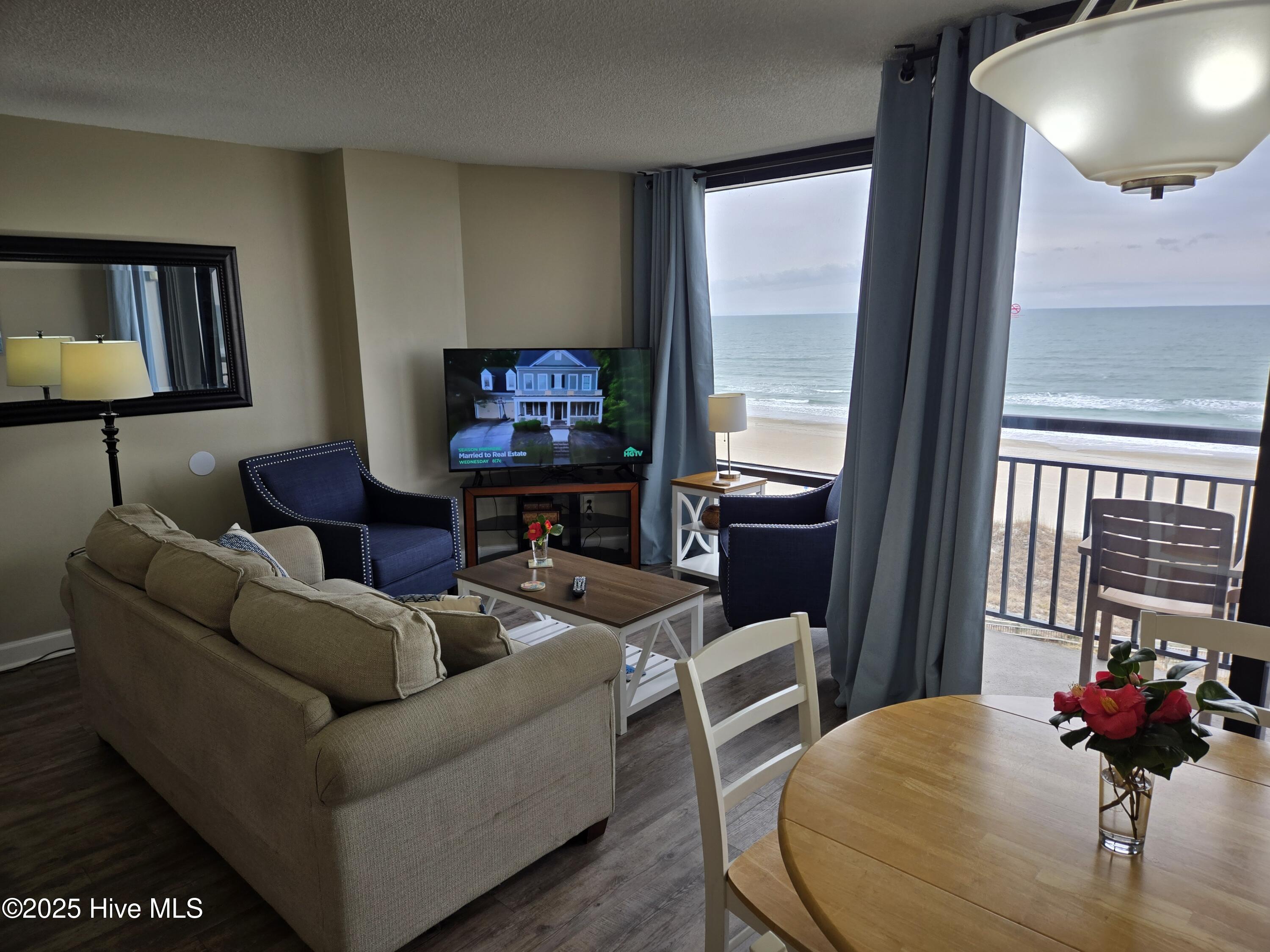 2700 N Lumina Avenue Unit 716